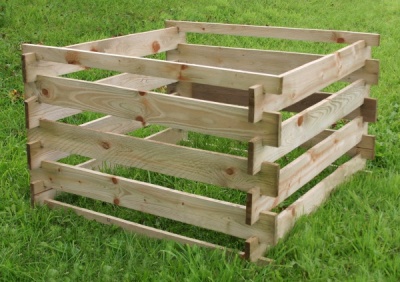NEW COMPOSTER WOODEN PRESSURE TREATED (1 x 1 x 0.6m)